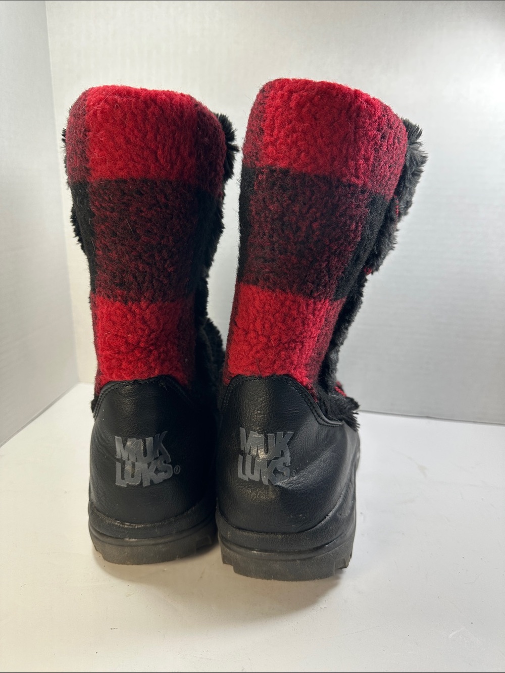 Muk Luks Women’s Snow Boots Black Red Faux-Fur Plaid - Picture 4 of 8